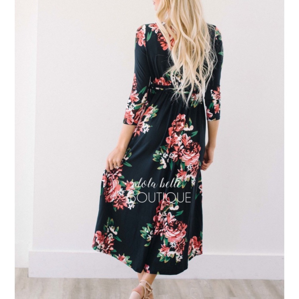 BEAUTIFUL black floral dress🖤❤️ - Picture 3 of 3